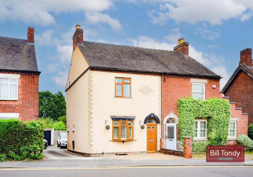 New Road, Armitage, Rugeley, WS15 2 bed semidetached house for sale