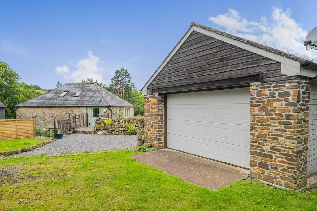 Ivybridge PL21 3 bed detached house for sale £450,000