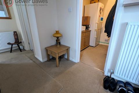 96 Caswell Close, Corringham, Stanford-le-hope, SS17 7LA