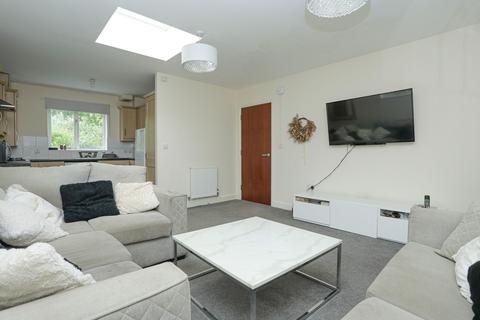 2 bedroom flat for sale, Edward Vinson Drive, Faversham, ME13