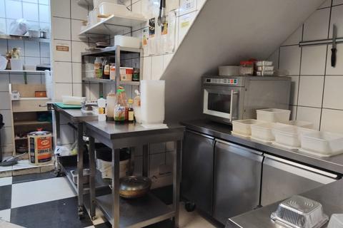 Takeaway to rent, London Road, Camberley GU15