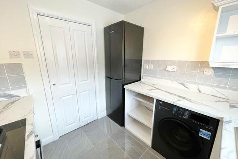 1 bedroom apartment for sale, Greenfinch Court, Herons Reach FY3