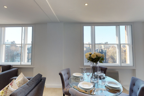 2 bedroom penthouse to rent, Waverton Street, Mayfair W1J