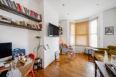 2 bedroom apartment for sale, Kincaid Road, Peckham, London
