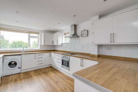 42 Haygarth, Knebworth, SG3 6HF