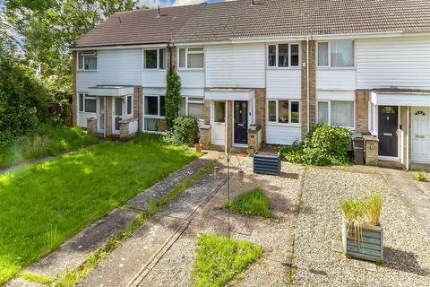 2 bedroom terraced house for sale, Butcher Close, Staplehurst, Tonbridge, Kent