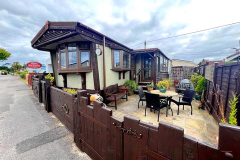 2 bedroom mobile home for sale, Field Place, Naish Estate, Barton on Sea, Hampshire. BH25 7RD