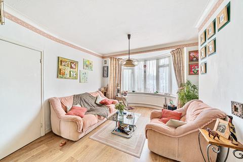 3 bedroom terraced house for sale, Kingsbury, London NW9