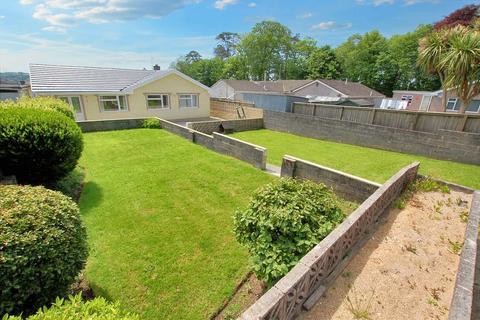 3 bedroom detached bungalow for sale, 1 Whitehall Avenue