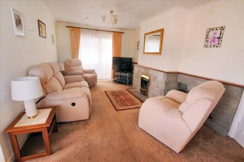 3 bedroom detached bungalow for sale, 1 Whitehall Avenue