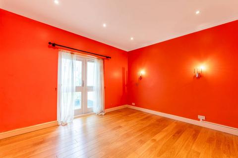 1 bedroom flat to rent, Gloucester Gardens, Bayswater, London, W2