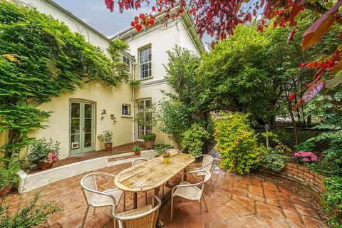 4 Clifton Hill, Exeter, EX1 2DL