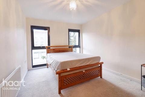 1 bedroom apartment for sale, Warneford Court, Mannock Close, NW9