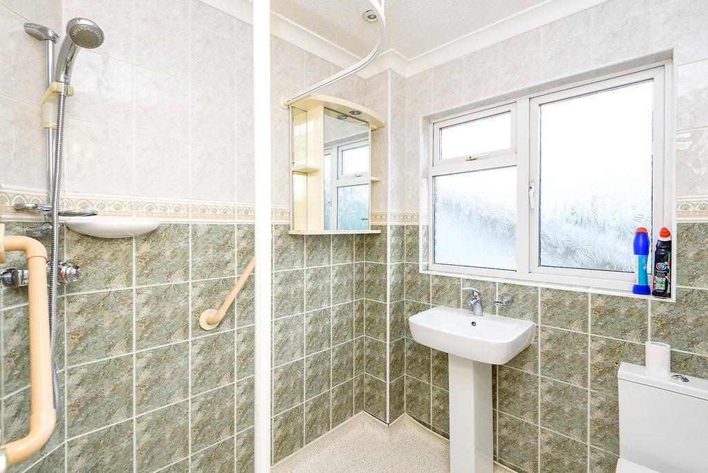Main Shower Room