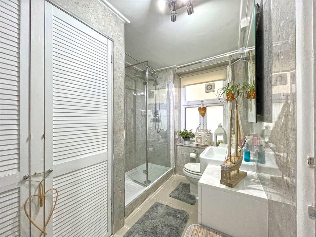 Annex Shower