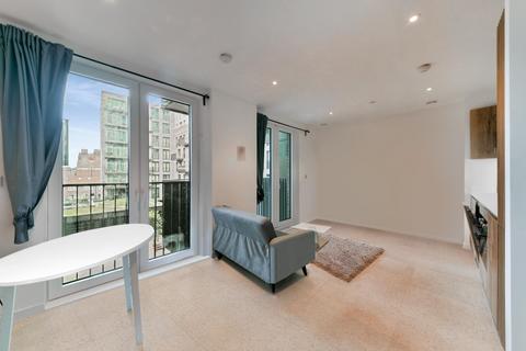 Studio to rent, Jacquard Point, The Silk District, E1