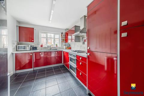 8 Sime Close, Guildford, GU3 3ED