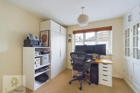 73 Gravesend Road, Rochester, ME2 3PH