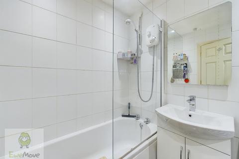 73 Gravesend Road, Rochester, ME2 3PH