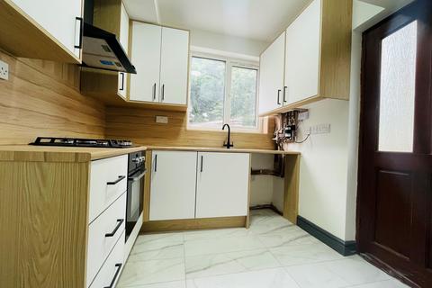 3 bedroom house for sale, Walsall Road, West Bromwich, B71