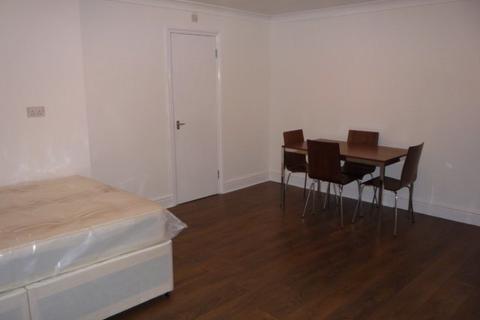 Studio to rent, Gloucester Place, Central London W1U