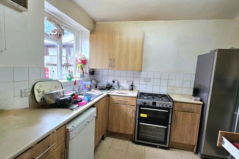 3 bedroom terraced house for sale, , Northolt, Greater London, UB5