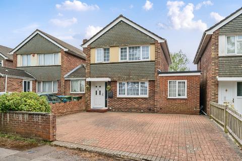 4 bedroom detached house for sale, Magpie Gardens, Sholing, Southampton, Hampshire, SO19