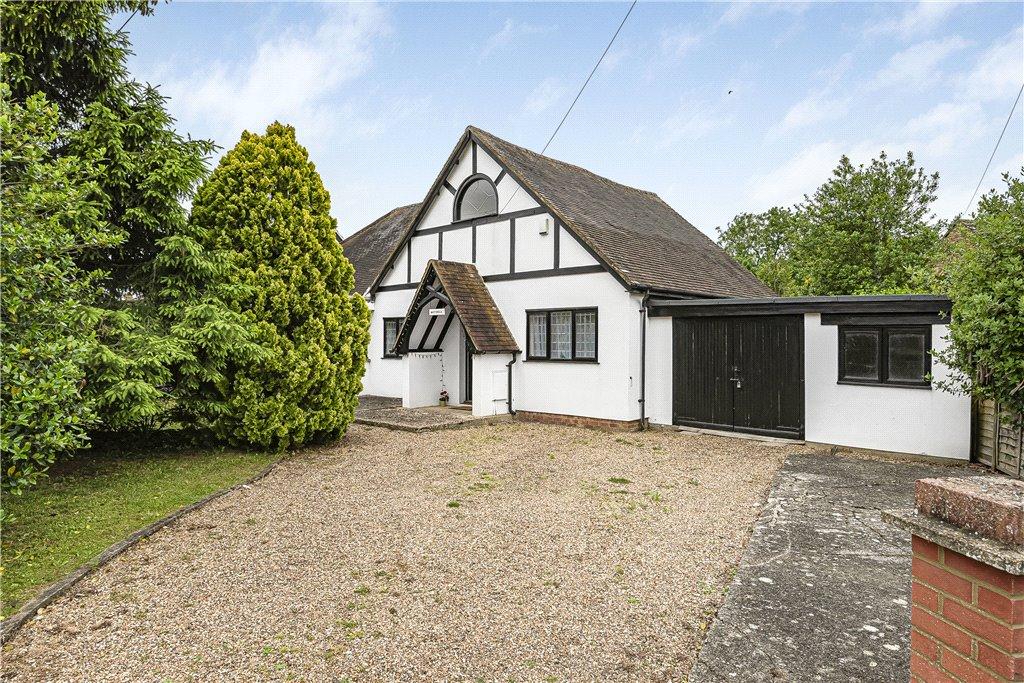 Coppice Drive, Wraysbury... 4 bed bungalow for sale £800,000