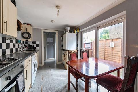 5 bedroom terraced house for sale, Clarence Road, Grays RM17