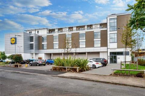 2 bedroom apartment for sale, Mole Road, Hersham KT12