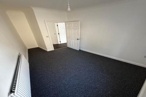 1 bedroom house to rent, Furnace Terrace, Neath,