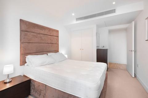 1 bedroom flat to rent, Landmark West, London E14