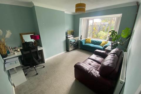 2 bedroom semi-detached bungalow to rent, Charnwood Avenue, Westone, Northampton NN3 3EE