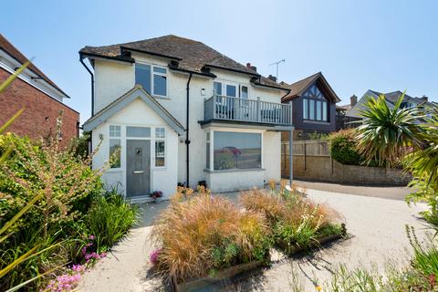 4 bedroom detached house for sale, Marine Parade, Tankerton