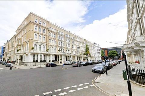 3 bedroom flat for sale, Three Bedroom Flat  For Sale Queens Gate Place South Kensington SW7