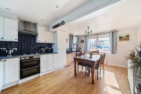 3 bedroom semi-detached house for sale, Jesty Road, Alresford, Hampshire, SO24