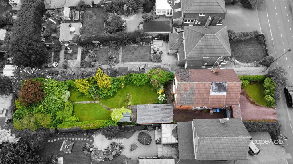 Ashover Road, Allestree, Derby... 3 bed detached house £260,000
