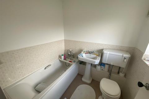 2 bedroom end of terrace house for sale, Horsley Cross, Basildon, Essex