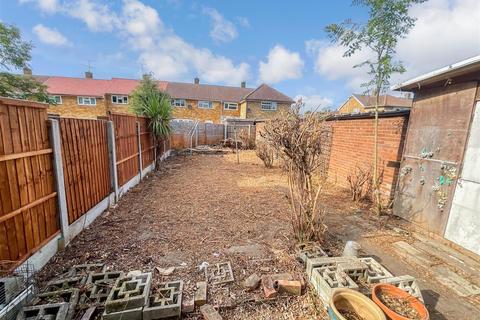 2 bedroom end of terrace house for sale, Horsley Cross, Basildon, Essex