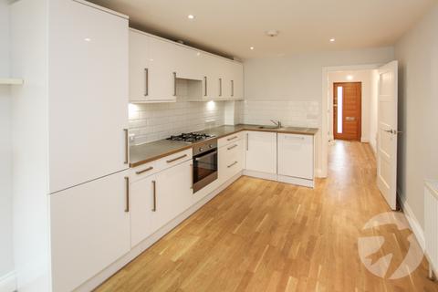 4 bedroom terraced house for sale, Messeter Place, London, SE9