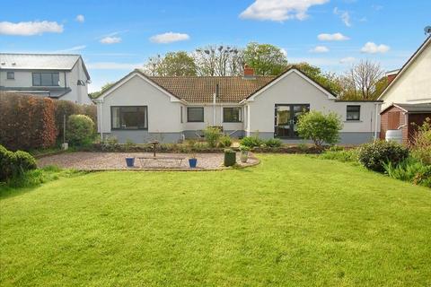 3 bedroom detached bungalow for sale, 16 Freshwater East Road