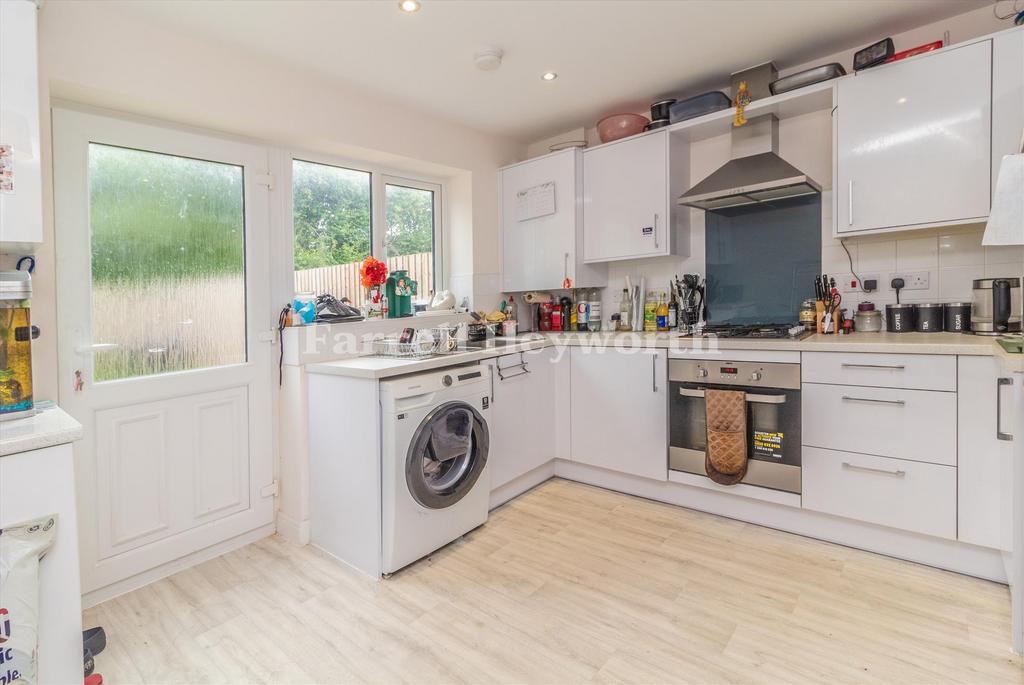 Kitchen image 2