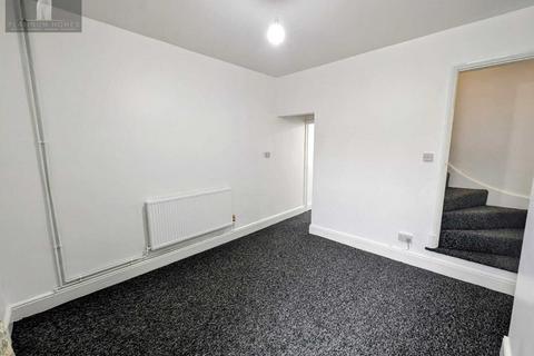 2 bedroom terraced house to rent, Moira Street, City Centre LE4