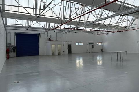 Industrial unit to rent, Walthamstow, London E17