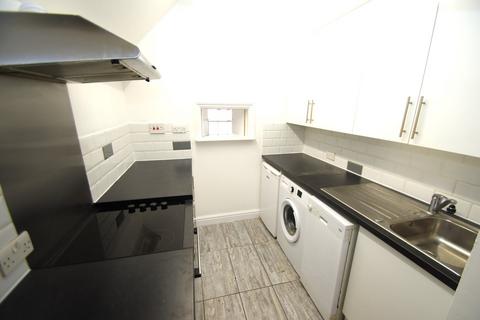 2 bedroom apartment to rent, High Street, WATFORD, WD17