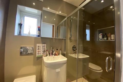 33 York Avenue, Stanmore, HA7 2HT