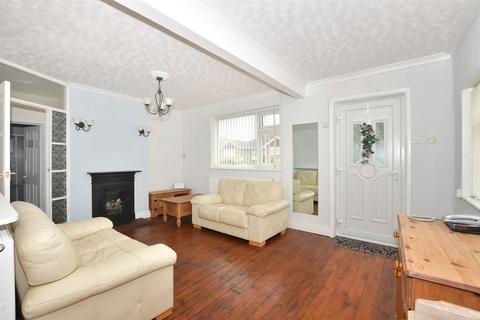 3 bedroom chalet for sale, Southdown Avenue, Peacehaven, East Sussex