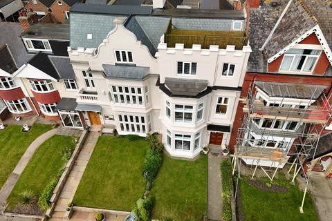 14 The Cliff, Seaton Carew, Hartlepool, TS25 1AP