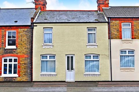 2 bedroom terraced house to rent, Boundary Road Ramsgate CT11
