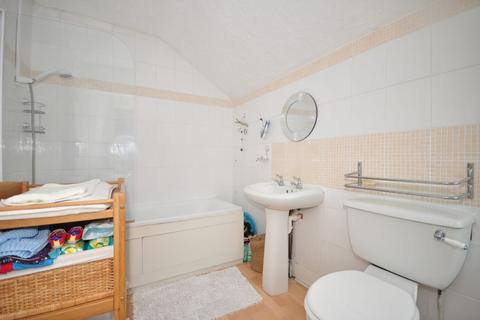 2 bedroom terraced house to rent, Boundary Road Ramsgate CT11